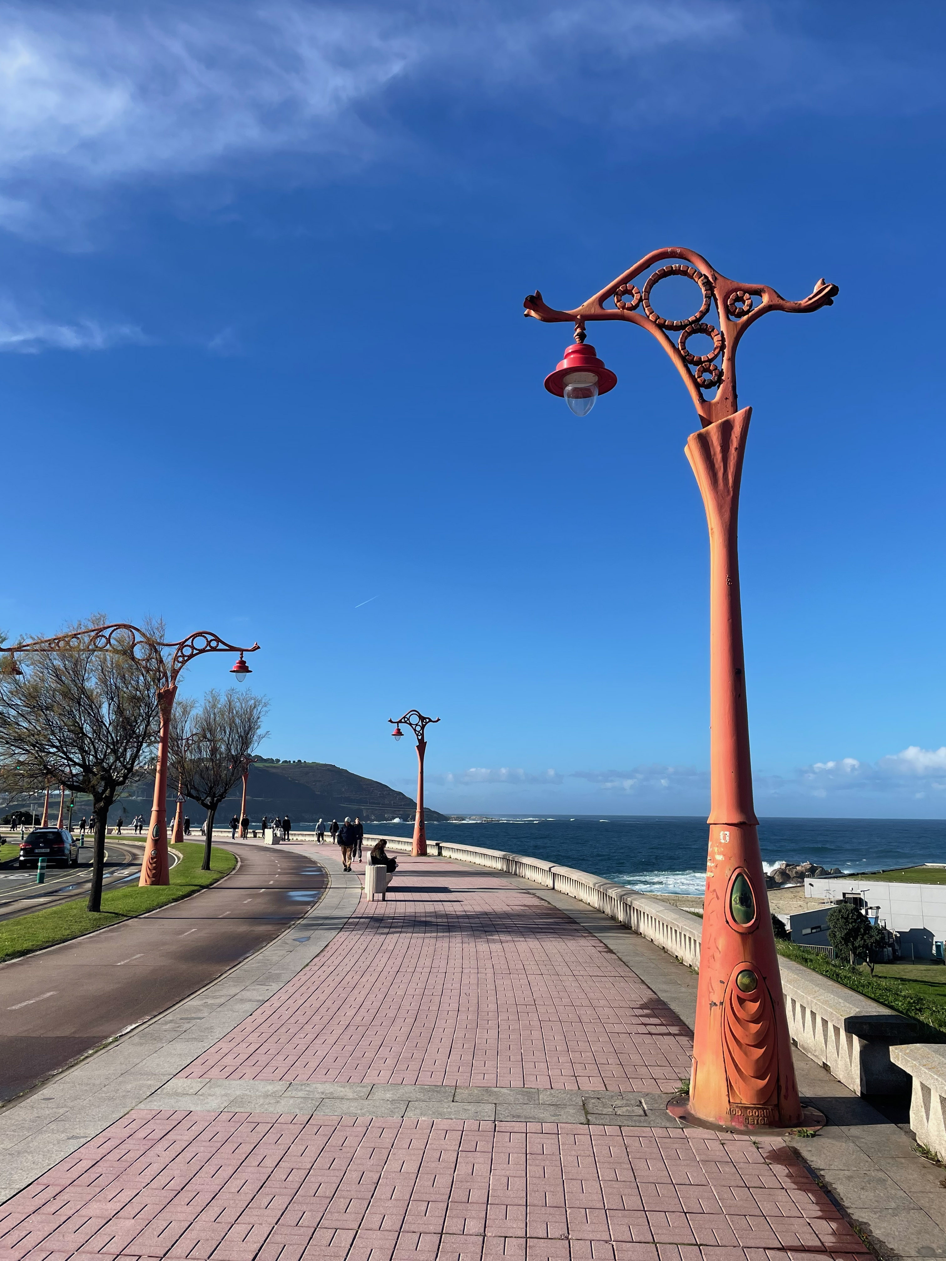 1995-mobiliario-farolas_paseo_coruña-antonio_desmonts-02