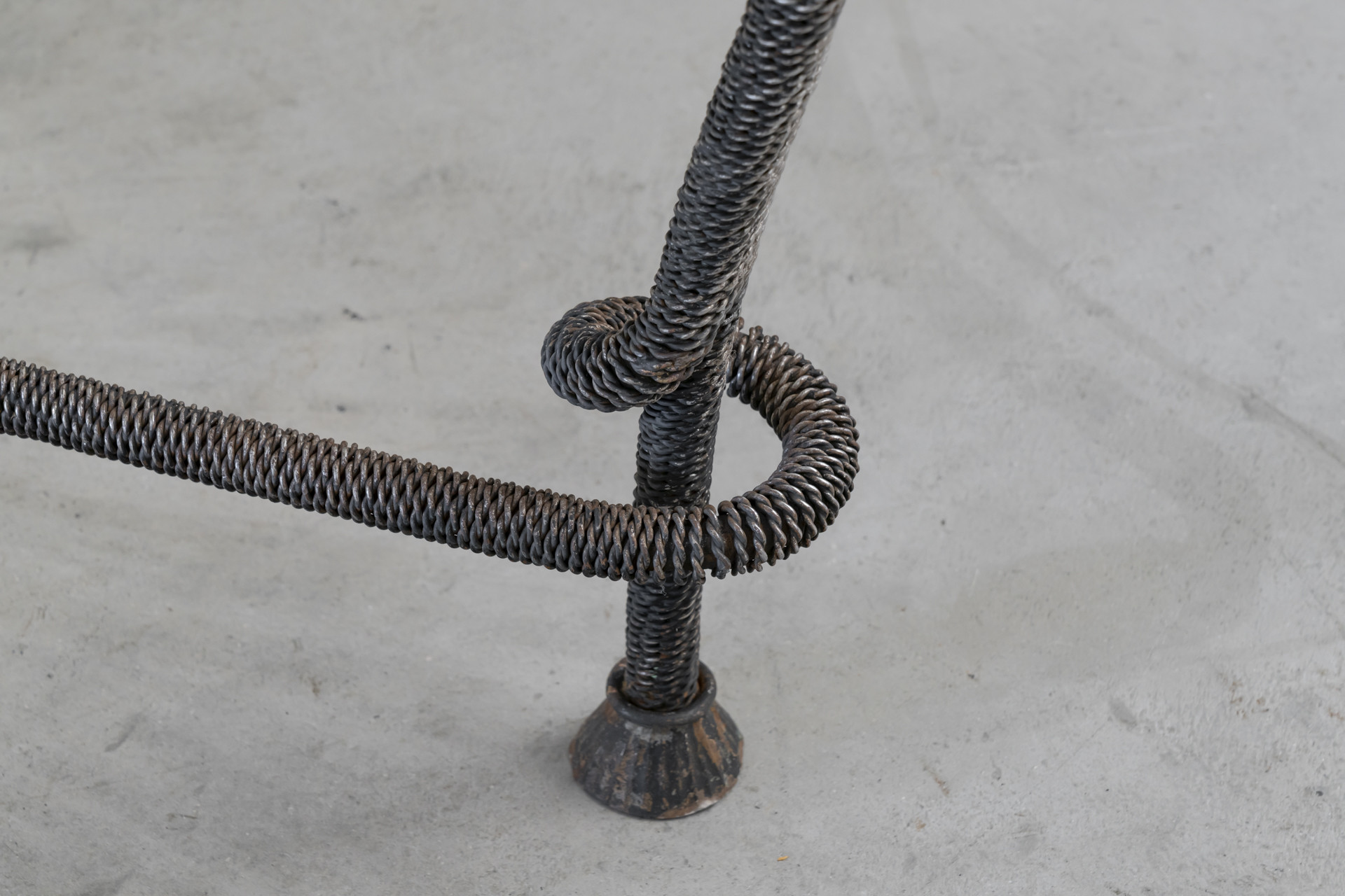 1970-mobiliario-mesa_cordon-emilio_rey-05