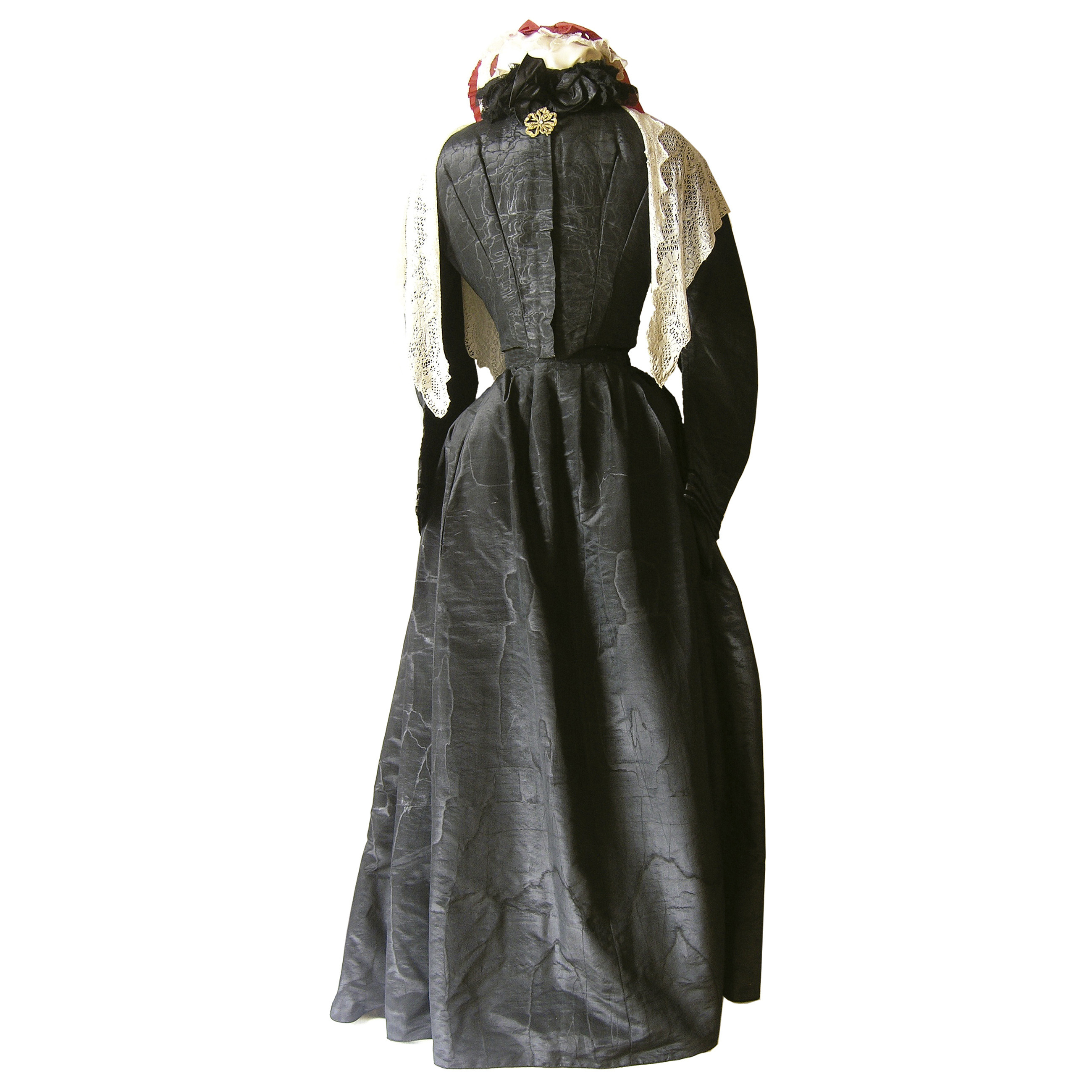 1834-conxunto-traxe_voda_betanzos-01