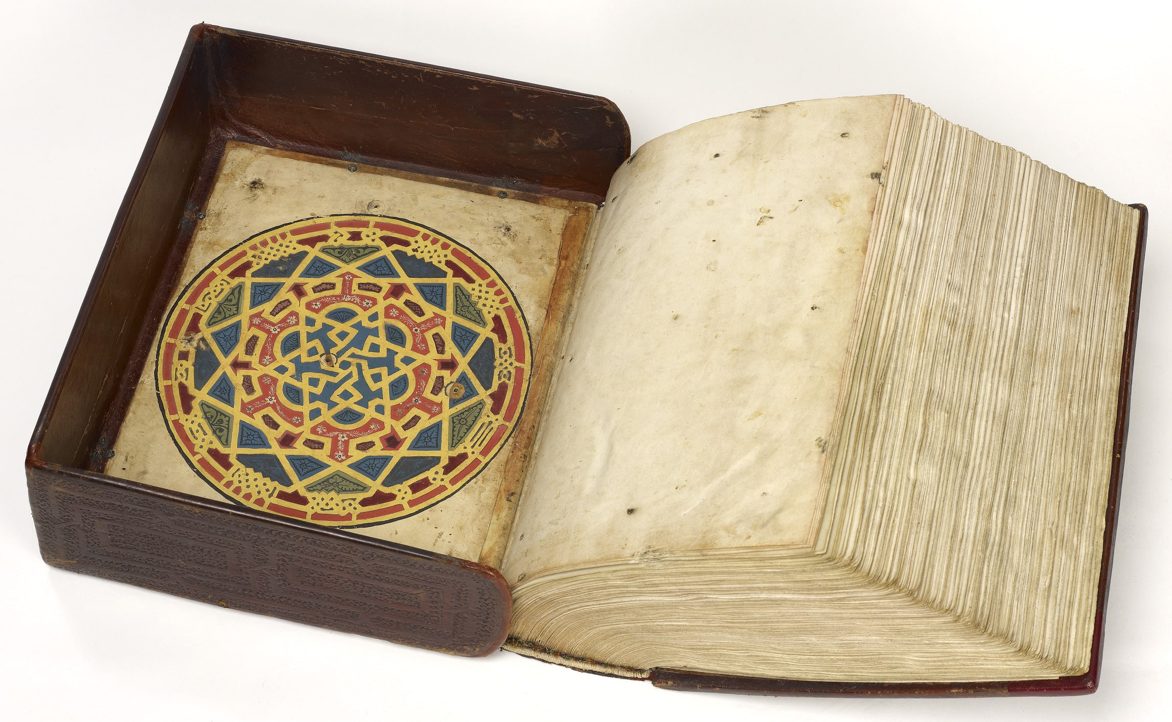 1476-libro-biblia_kennicott-ibn_zabarah-ibn_hayyim-aberta-453v_e_interior_contra