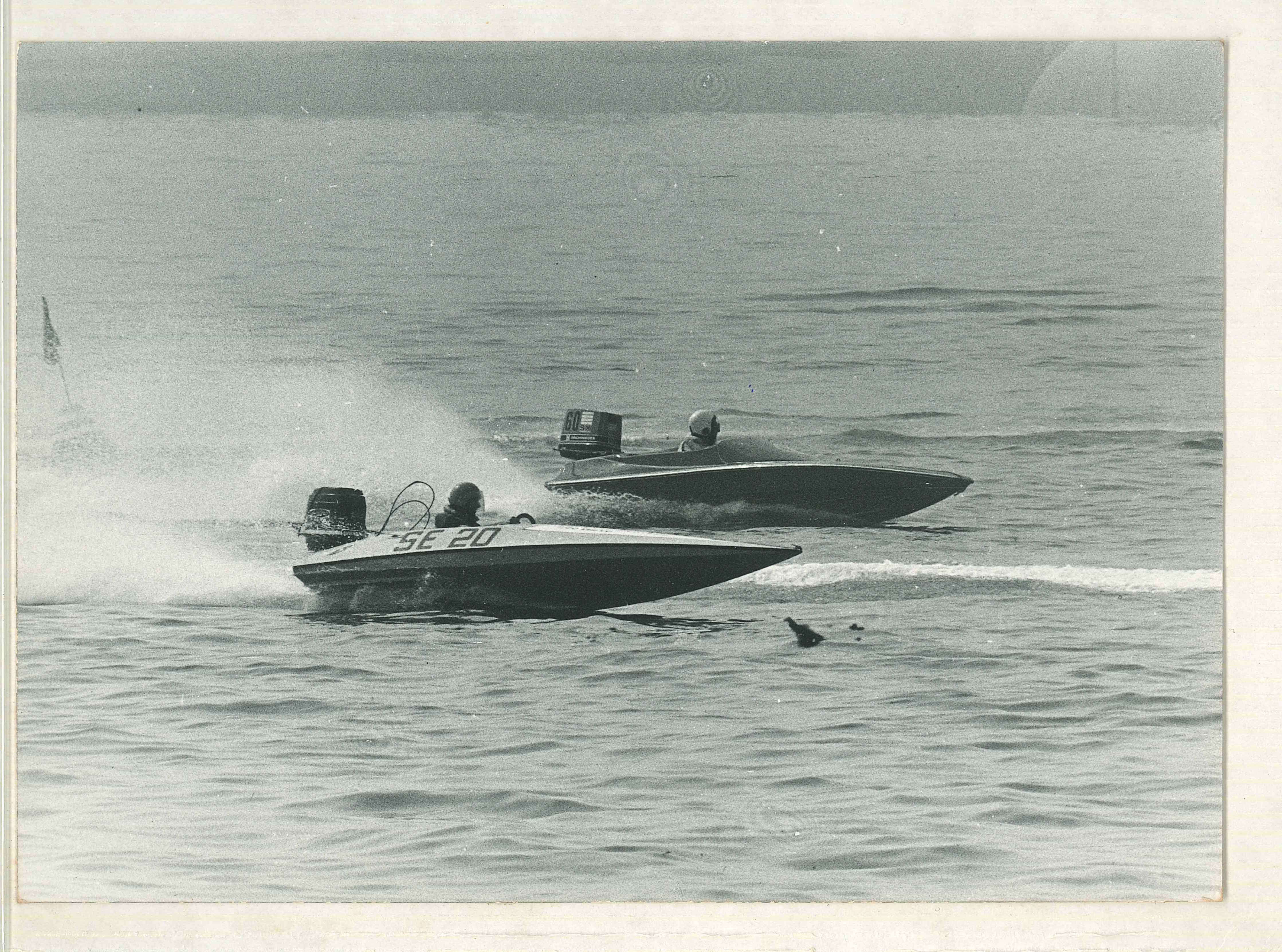 1975-embarcacion-lancha_motonautica-francisco_maneiros-03