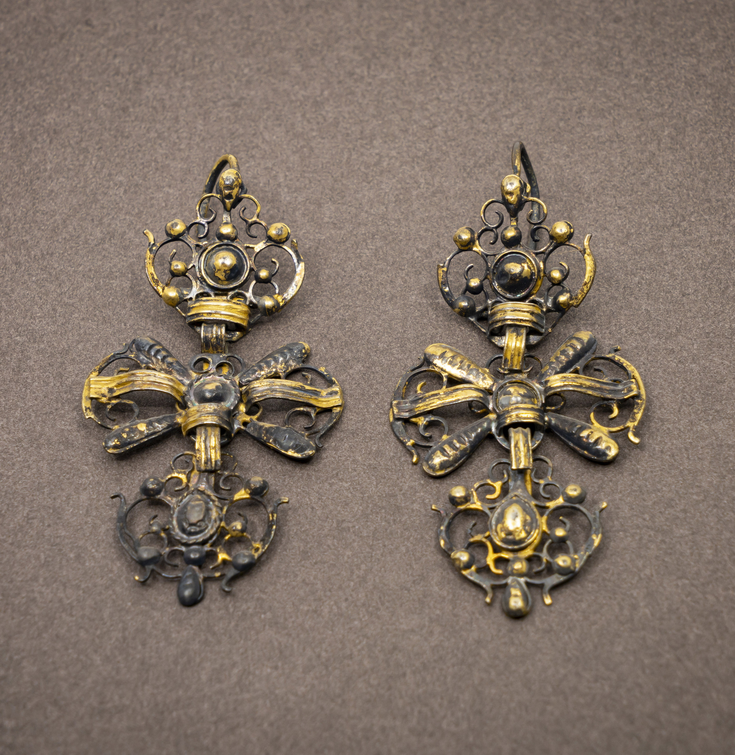 XVIII-brinco_xirandole_cruceta